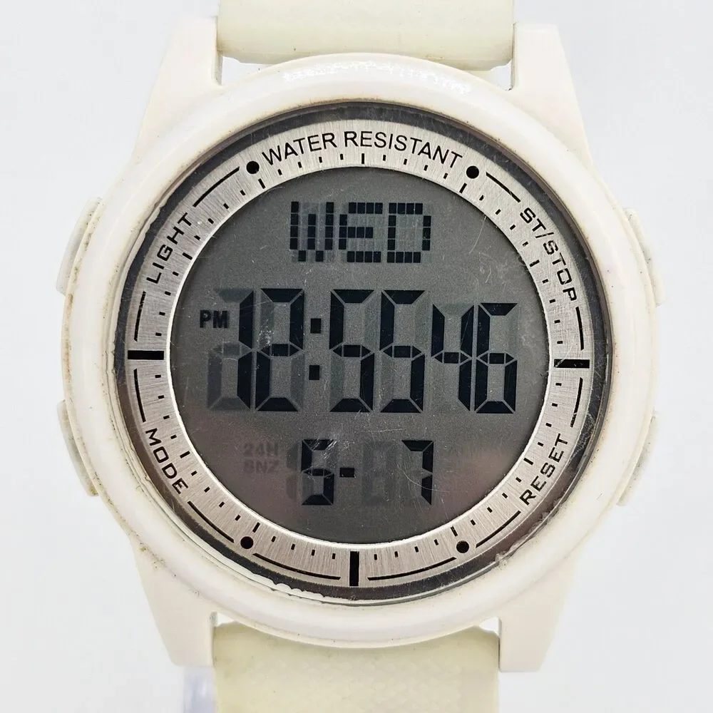 44MM‎ Men's Digital Watch White Case Cream Plastic Bands New Battery